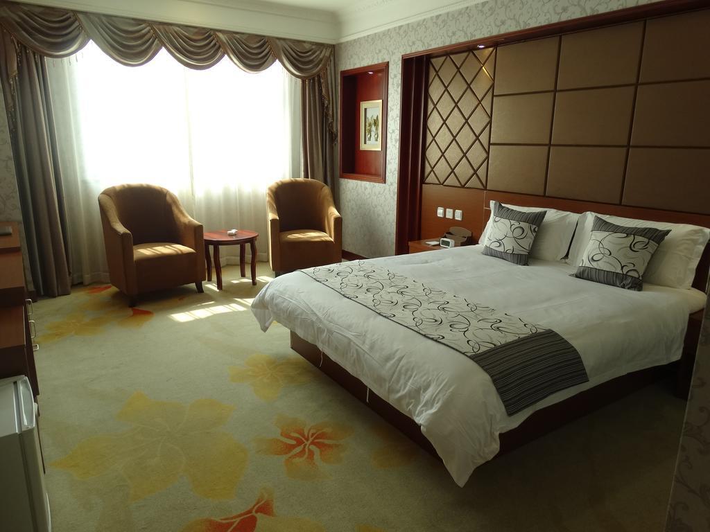 Hotel Taiji 4*