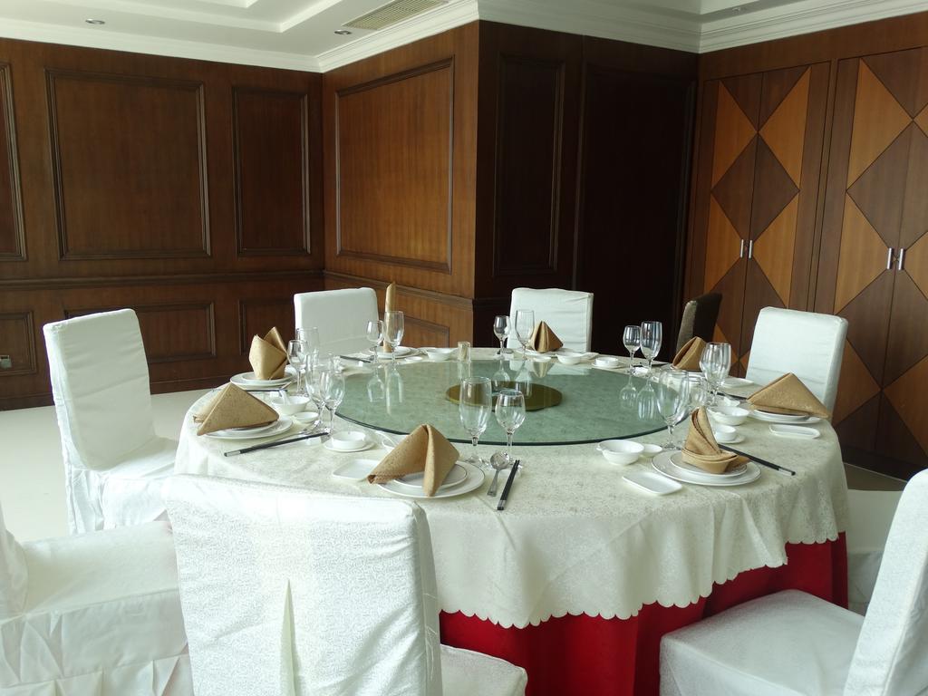 Hotel Taiji 4*